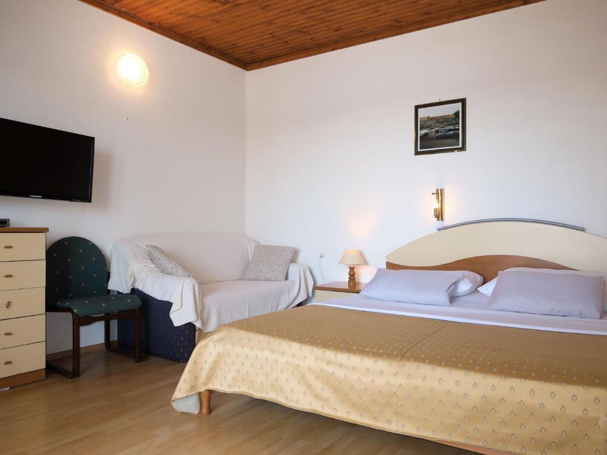 Apartment Ana - Rab166 By Interhome Barbat na Rabu Екстер'єр фото